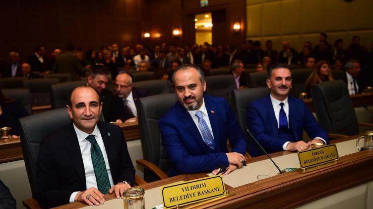 Son dakika... Bursa Büyükşehir Belediyesinin yeni başkanı Alinur Aktaş oldu