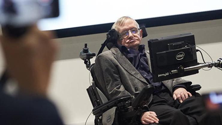 Hawking: Yapay zeka insanlığı bitirebilir