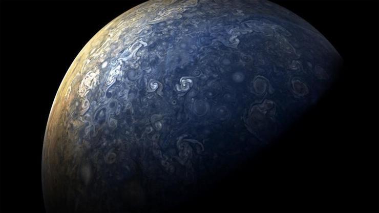 NASA, Jüpiter’in yeni fotoğraflarını paylaştı
