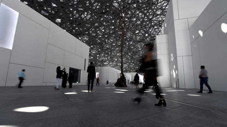 Birleşik Arap Emirlikleri Louvre Müzesi açtı, isim hakkı için 525 milyon dolar ödeyecek