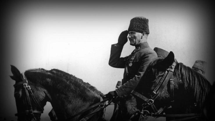 Atatürkün 57 yıllık yaşamından kareler