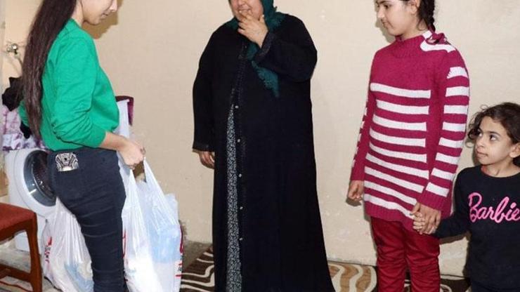 15 yaşındaki Cennet, Türkmen ailelerin yardım meleği oldu