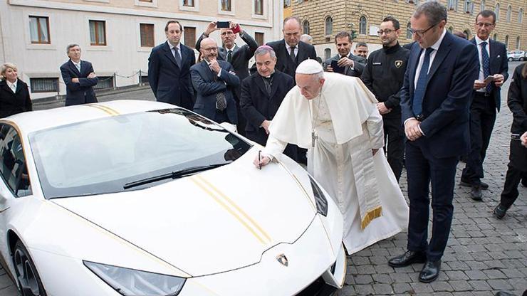 Lamborghinisini satan Papa