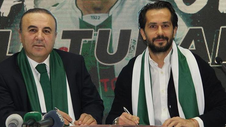 Konyaspor, Ali Turanın sözleşmesini uzattı