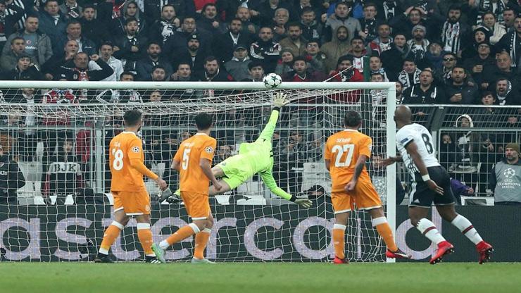 Beşiktaş - Porto maçını anlatan Arjantinli spiker çıldırdı