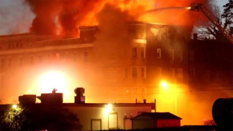 Batumda otel yangını: 12 ölü