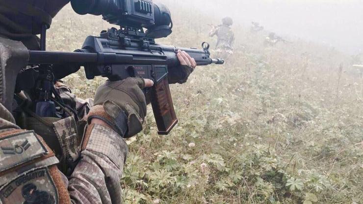 Amanoslarda çatışma: 1 PKKlı ölü ele geçirildi