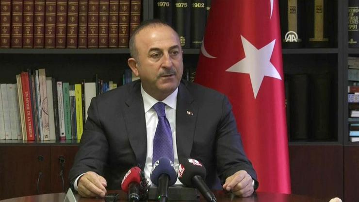 Çavuşoğlu: YPGye güvenmek ahmaklık