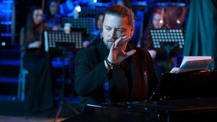 İskender Paydaş, Zamansız Şarkılar Senfonik konserlerine devam ediyor