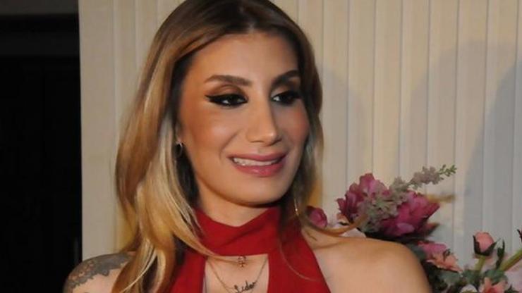 İrem Derici: Gülmekten ağzım iyice büyüdü