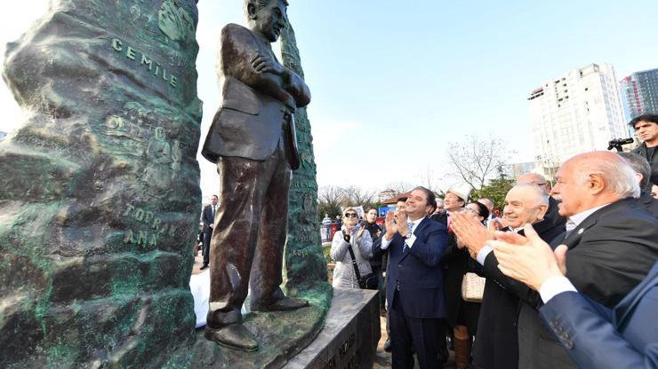 Maltepe’de Cengiz Aytmatov heykeli açıldı