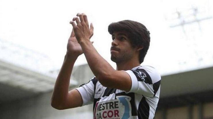 Portekizli futbolcu 20 yaşında kansere yenik düştü