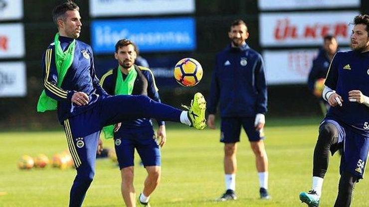 Son dakika Fenerbahçenin kamp programı değişti