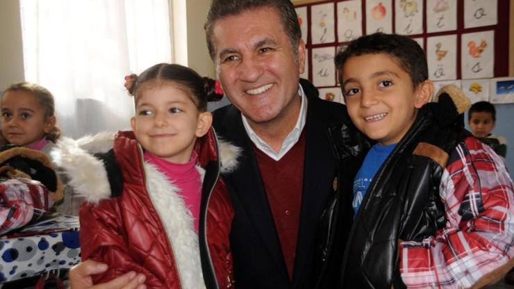 Mustafa Sarıgül’den Cizreli çocuklara yeni yıl hediyesi