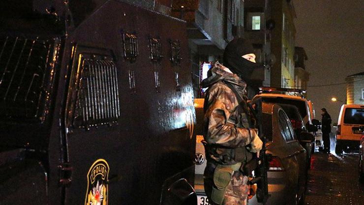 Kağıthanede market soyguncuları polisle çatıştı: 1 polis yaralandı