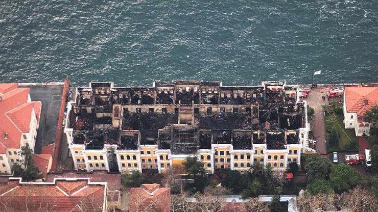 Galatasaray Üniversitesinin yanan binası 5 yıl sonra restore ediliyor