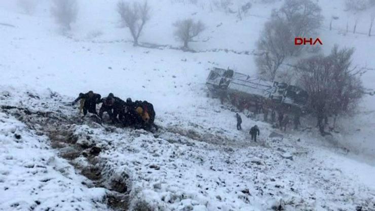 Muş, Sivas ve Konyada yolcu otobüsü kazaları: 6 ölü, toplam 83 yaralı