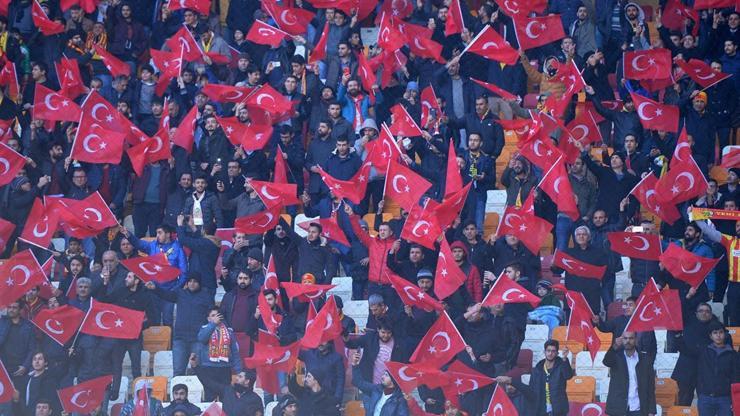 Yeni Malatyaspor - Sivasspor maçından çarpıcı kareler