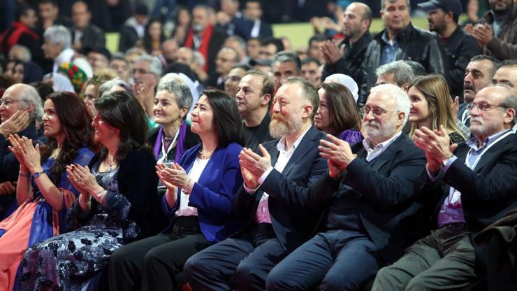 Son dakika... HDP Eş Genel Başkanlığına Pervin Buldan ve Sezai Temelli seçildi