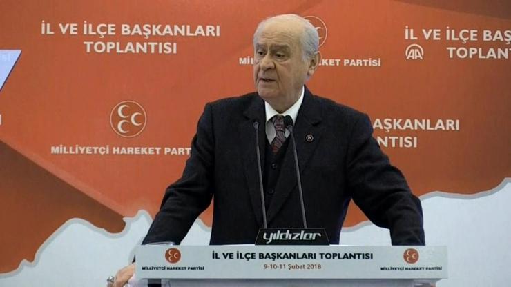 Bahçeliden Ay yıldız benzetmesi