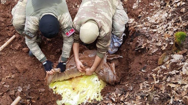 4 sığınak imha edildi, 470 kilo amonyum nitrat ele geçirildi