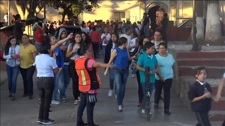Meksikada 7.2lik deprem