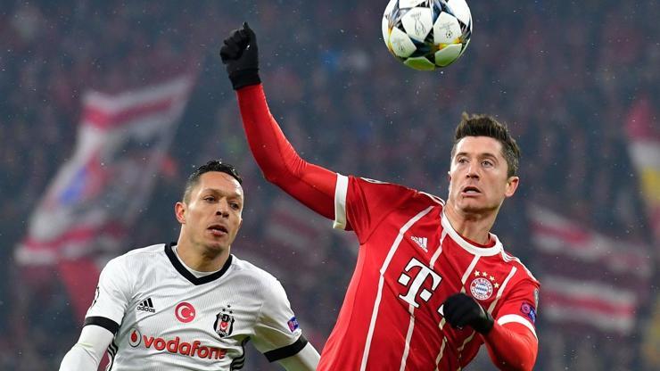 Lewandowski bu kez Bayern Münihe gol attı