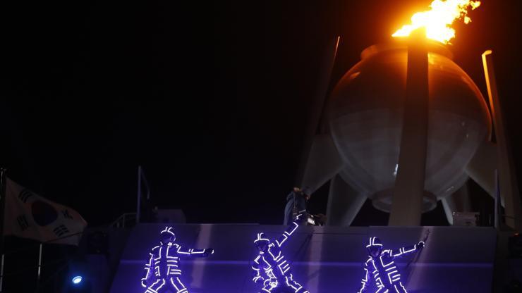 Pyeongchang 2018 Kış Olimpiyatları kapanış töreninden buz gibi kareler