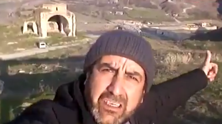 Şelale videosuyla fenomen olan İsa Sezeroğlundan yeni video: Come To Elazığ