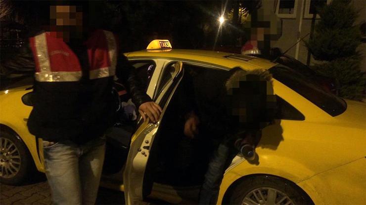 İstanbulda ticari taksilere operasyon: 3 kişi tutuklandı