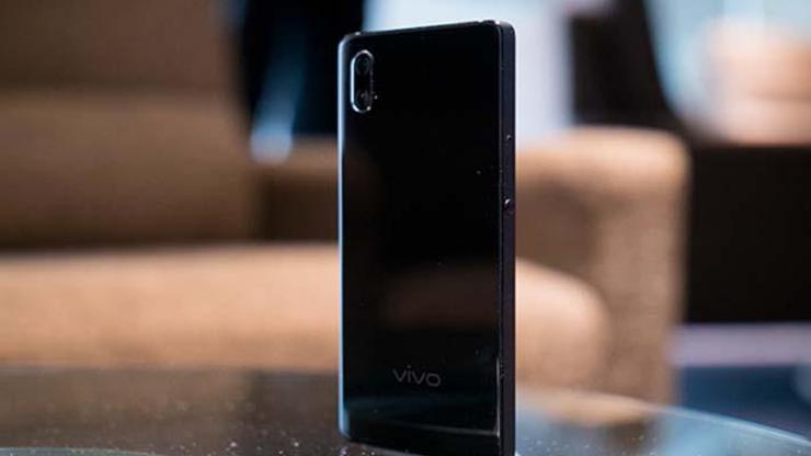 Vivo V9 adeta iPhone X Lite modeli gibi