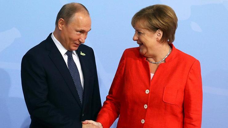 Putin: Merkel bana bira gönderiyor