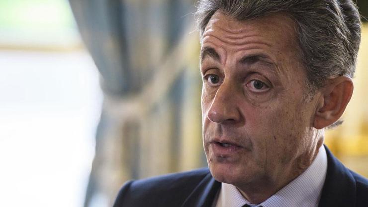 Sarkozynin gözaltı süresi doldu