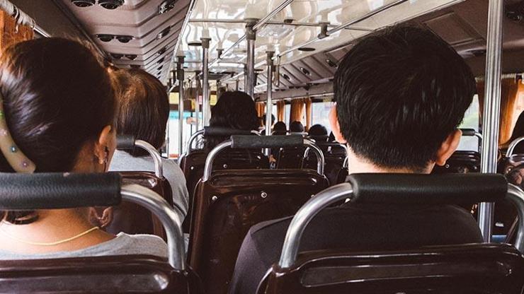 Halk otobüsünde üniversitelileri taciz edip mastürbasyon yaptı