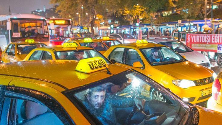 Taksilere yeni dönem: Üç ayrı renkte tepe lambası geliyor
