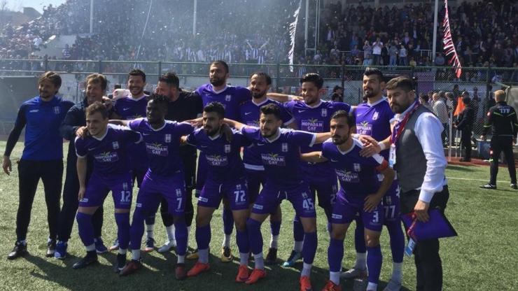 Artvin Hopasporda play-off sevinci