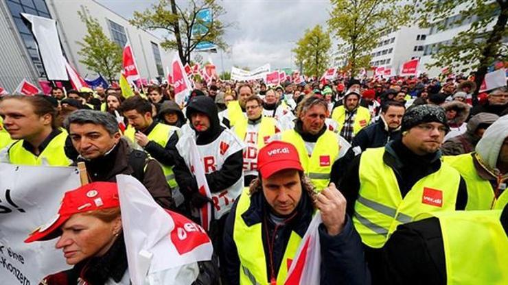 Almanya’da kamu çalışanları greve gidiyor