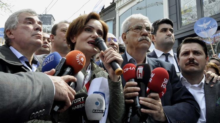 CHPden İstiklal Caddesinde OHAL eylemi