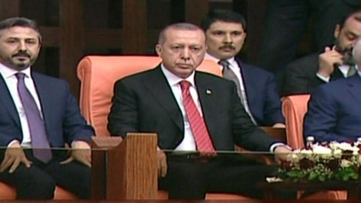 Cumhurbaşkanı Erdoğan TBMM oturumunu terk etti