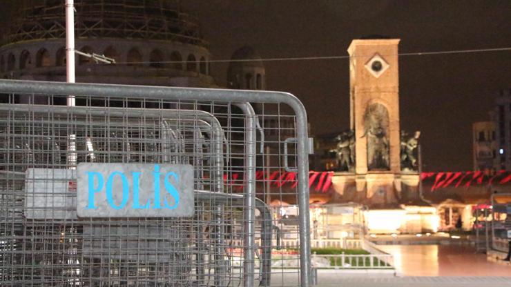 Taksim Meydanında gece yarısı 1 Mayıs hareketliliği