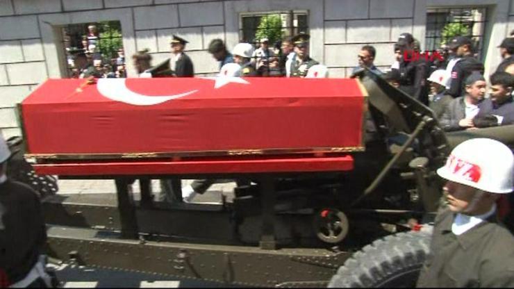 Şehit Uzman Onbaşı Sedat Mekan son yolculuğuna uğurlandı