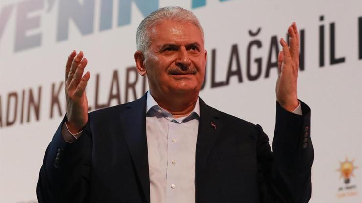 Başbakan Binali Yıldırım: Başkaları çatısız kalmış olabilir, AK Partinin çatısı sağlam