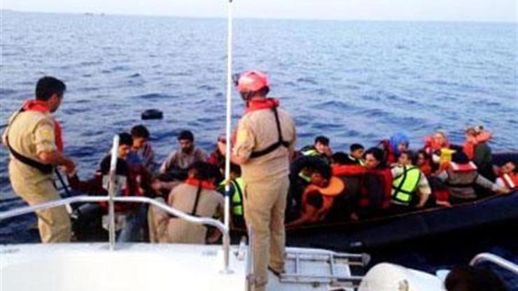 Ege Denizinde 407 mülteci yakalandı
