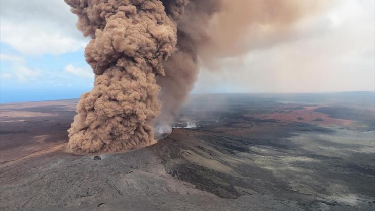 Kilauea Yanardağı yine patladı, 6.9 şiddetinde deprem oldu