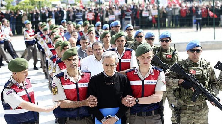 İşte Genelkurmay çatı davasında istenen cezalar