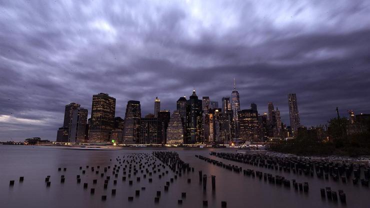 Gökdelenler şehri Manhattanda gün batımı