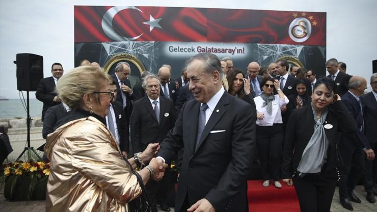 Mustafa Cengiz genel kurul üyeleriyle bir araya geldi
