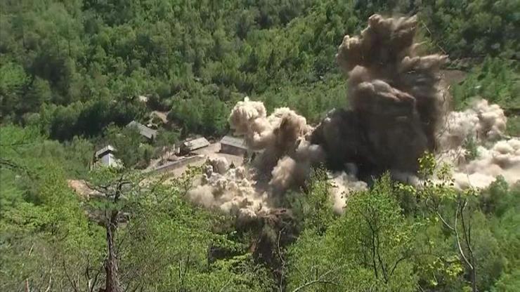 Pyongyang: Nükleer test alanı imha edildi