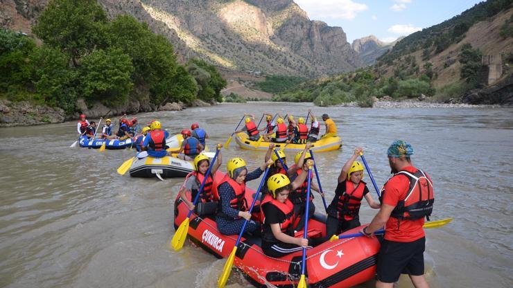 Burası Köprülü Kanyon değil Hakkari