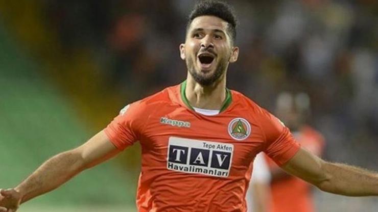 Son dakika Başakşehir Emre Akbaba transferinden vazgeçti